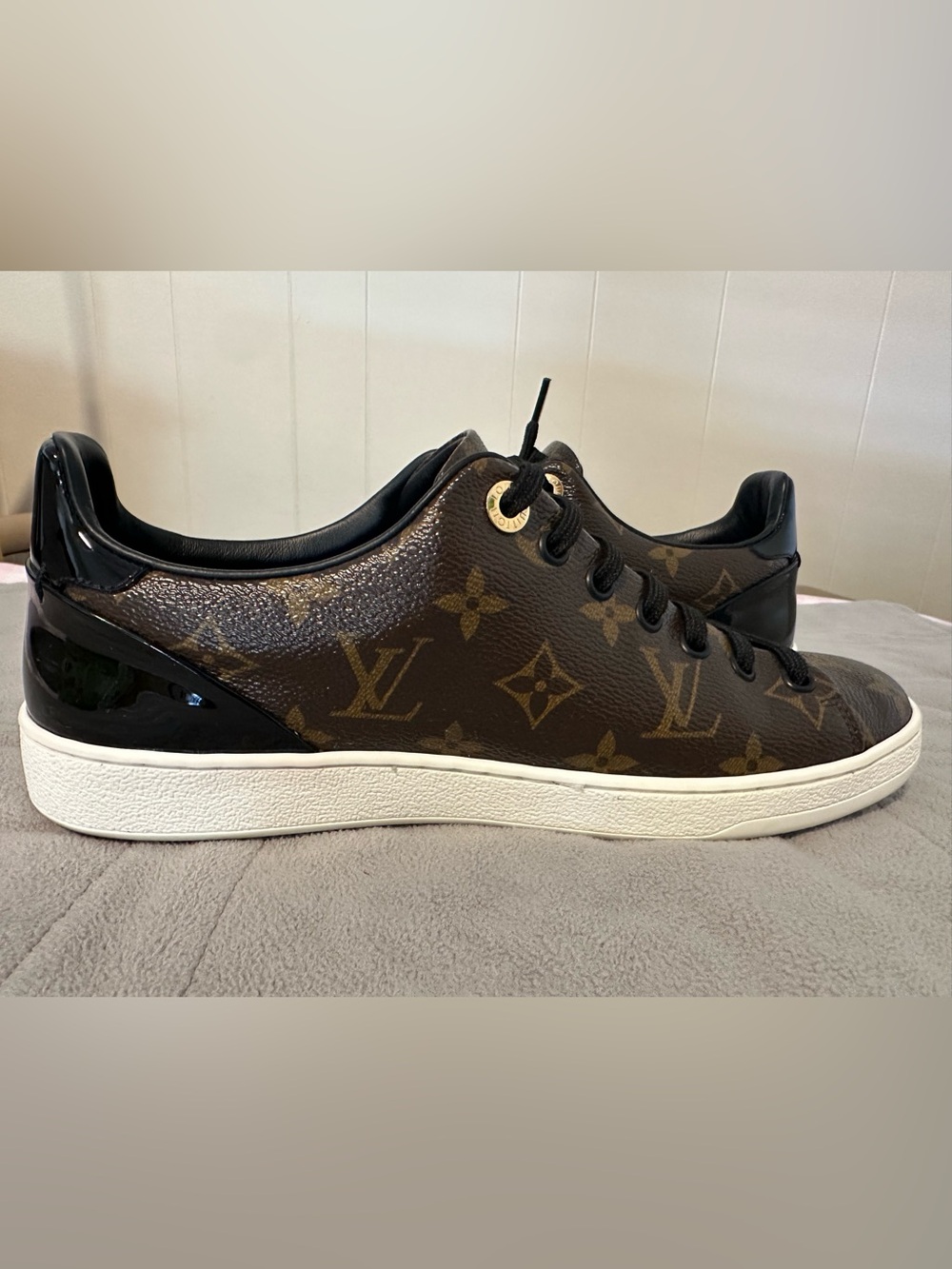 Louis Vuitton women's Monogram Low-Top Sneaker